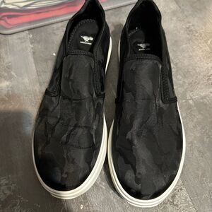 Rocketdog EUC Black Camo sneakers